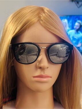 Dior Black Frame Silver Mirror Lens Sunglasses